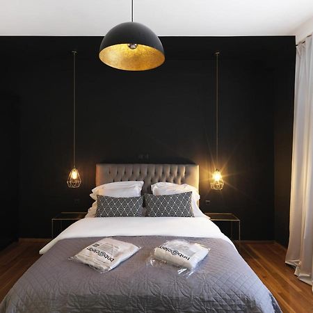 Athenian Apartment In The Center With Jacuzzi 외부 사진